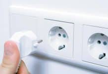 Descubre ¿Cómo es el Enchufe Europeo?: Guía Completa para Viajeros y Tecnófilos cómo es el enchufe europeo