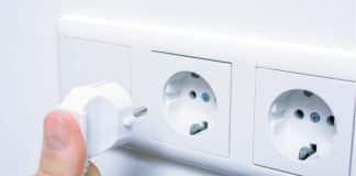 Descubre ¿Cómo es el Enchufe Europeo?: Guía Completa para Viajeros y Tecnófilos cómo es el enchufe europeo