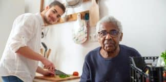 Como cuidar a un adulto mayor en una casa inteligente Independencia y Calidad de Vida cuidar a un adulto mayor