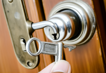 La Guía definitiva para lubricar correctamente tus cerraduras tradicionales