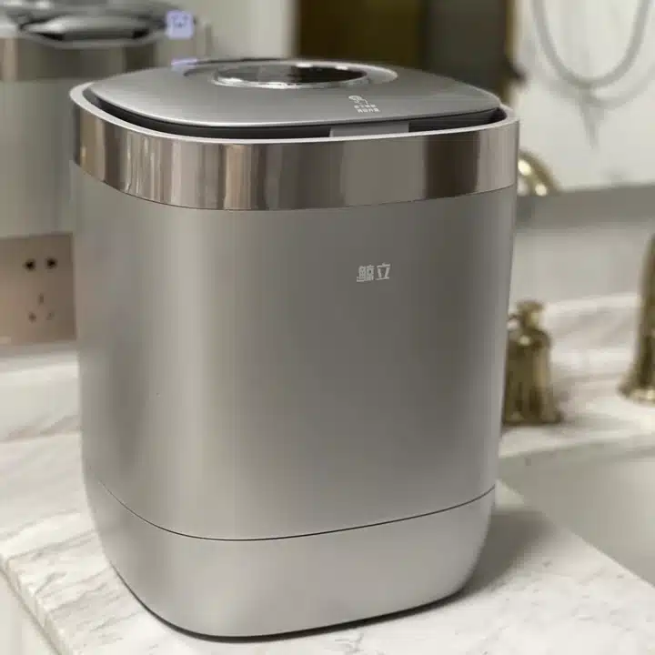 Mini lavadora portátil automática: el último artefacto de lavandería para ropa interior y calcetines, contaminación y secado integrados
